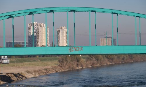 Jedna osoba poginula u naletu vlaka na Hendrixovom mostu