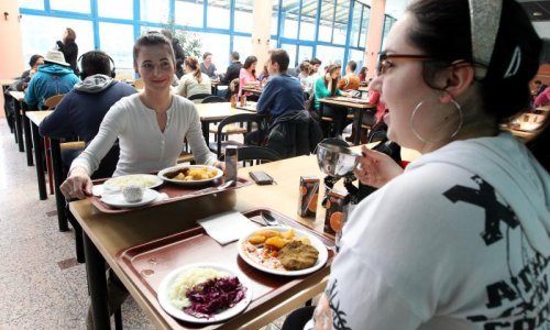 Jaje u menzi ipak će biti dvije, a ne četiri kune