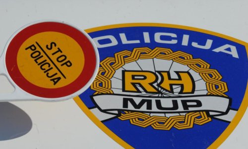 Policija privela provalnika s pištoljem koji je upao u obiteljsku kuću i odnio novac