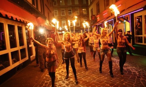 Dok je bila u raljama trgovaca ženama, dobila je kćer za koju se danas bori