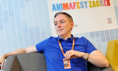 'U Britaniji, slavni se danas utrkuju otkriti javnosti da su gay'