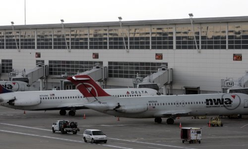 SAD će zabraniti unošenje prijenosnih računala u zrakoplove na svim međunarodnim letovima?