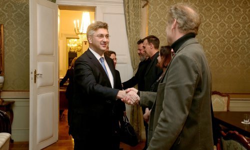 Premijer obećao filmašima: Nema demontaže sustava!