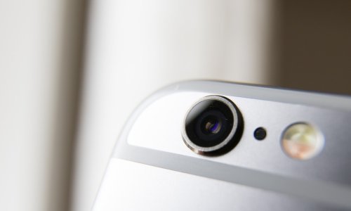 iPhone 8 možda stiže tek dogodine