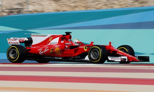 Vettel najbrži u Bahreinu, ali u Ferrariju moraju biti zabrinuti!