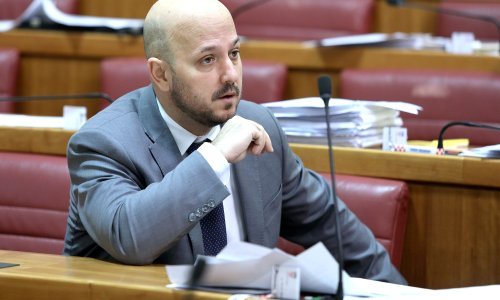 Maras: Neka premijer podnese ostavku; ovo, ljudi moji, više nema smisla