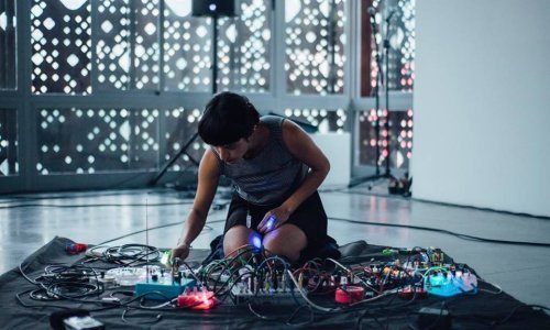 Može li jakna biti glasna? Može, evo i kako!