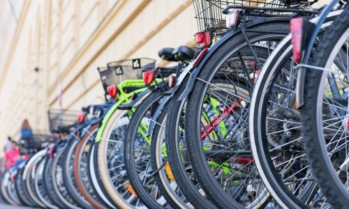 Navali, narode! Velika rasprodaja u policiji: Jeftini bicikli, mobiteli...