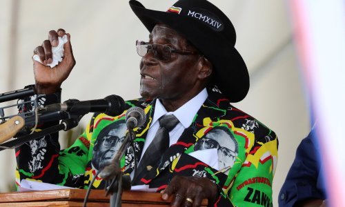 Mugabe proslavio rođendan i poručio: Ne povlačim se!