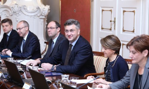 Skandinavci je vole, a evo zašto je nama manjinska vlada i dalje teški SF