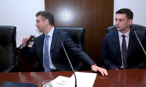 Plenković je već tražio supotpis Petrova, a danas se pravi neuk. Tko zapravo smjenjuje ministre?