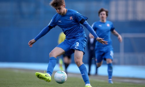 U Dinamu na velikim mukama; ovo se jednostavno ne može odbiti