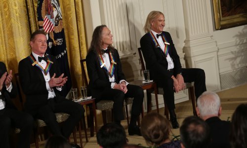 Grupa Eagles tuži Hotel California