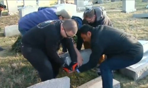 Vandali oskvrnuli židovsko groblje u Philadelphiji