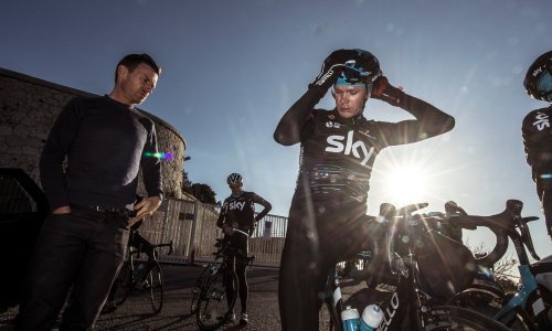 Pobjednika Tour de Francea namjerno pregazio automobilom!