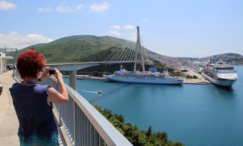 Napadači s 'fantomkama' zaprijetili sezoncu iz Trebinja: Imaš 24 sata da napustiš Dubrovnik