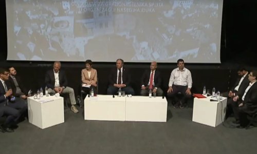 Opara 'promijenio stav predsjednice o nogometu', Puljak Kerumu darovala krafnu