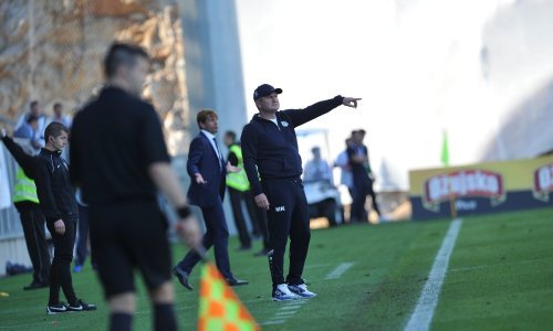 Dok Rijeka i Armada slave, Kek smiruje strasti