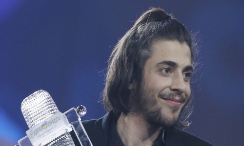 Pobjednik Eurosonga završio u bolnici