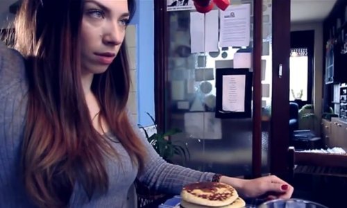 Lijepa Massimova kći u zanimljivom spotu ESC Life