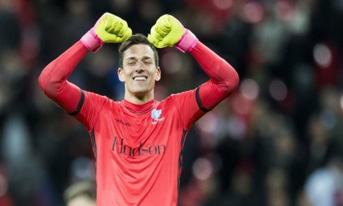 Nemoralna ponuda hrvatskom golmanu koji bi ovim transferom postao i rekorder