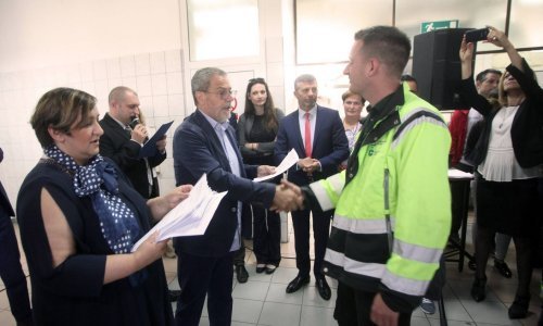 Bandić zadnjeg dana kampanje zaposlio 256 ljudi u Holdingu
