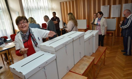 Otvorena sva biračka mjesta, nema dojava o problemima