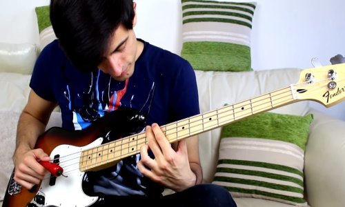 Ovo je jedini dobar način na koji svirati pjesme Red Hot Chili Peppersa