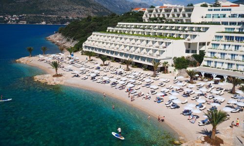 Valamar i AZ fond preuzimaju Imperial
