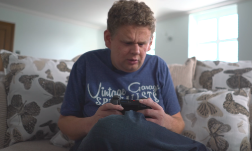 Dirljiva priča: Kako je čovjek koji ne vidi zavolio videoigre?