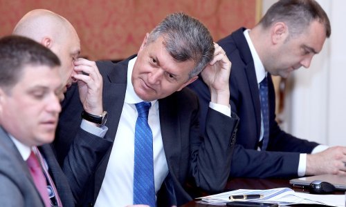 Kujundžić otkrio zašto šteka nabava lijeka za djecu iz Klaićeve