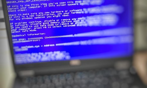 Iritantni bug iz 90-ih ponovno napada Windowse