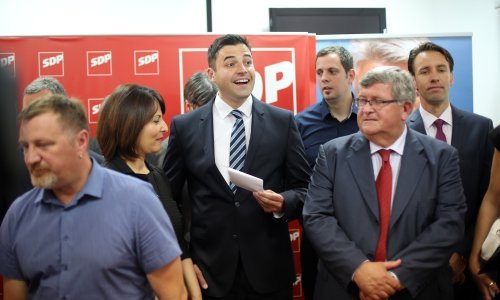 SDP sve bliži Kerumu: Bernardić podsjetio da je Opara dočekivao Mamića