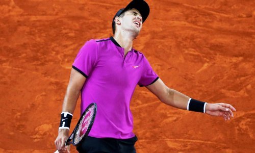 Borna Ćorić izgubio nakon drame od Amerikanca Johnsona pa zdrobio reket!