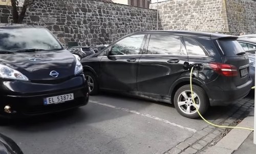 Kako je Norveška postala raj za električne automobile?