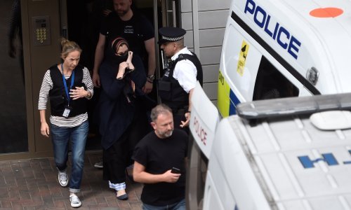 London: Privedene četiri žene, dosad ukupno 12 uhićenih