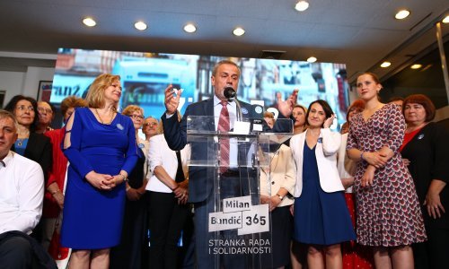 [VIDEO] Bandićev trijumf pokvario incident: 'Lopove, vrati 18 milijuna kuna!'