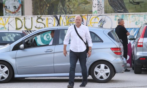 Kerumov Grčić: Na grafološko vještačenje šaljemo tisuću listića!