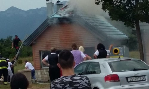 Požar umalo progutao Macolinu pečenjaru