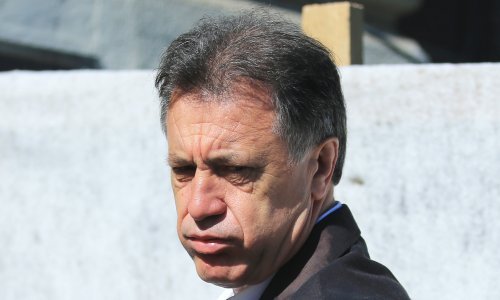 Zdravko Mamić napadnut u Bolu; snimka pokazuje kako je od udarca pao u more