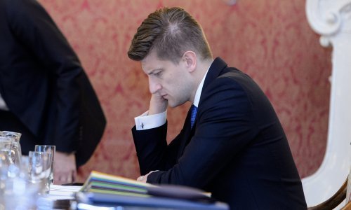 Zastupnici na nogama zbog Marića: 'Ako ima mrvu poštenja, sam će dati ostavku'