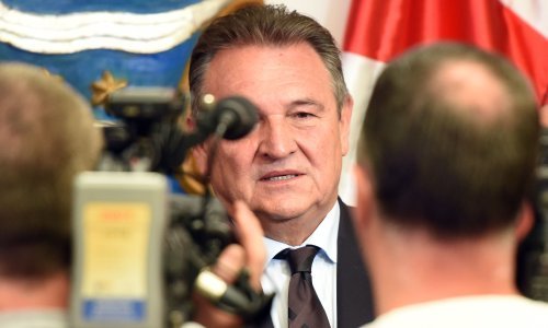 Čačić: Vesna Pusić nikad nije dobila izbore. Ni za kućni savjet