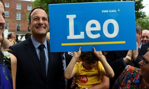 Kako je irski Indijac i homoseksualac rasturio na izborima i postao premijer