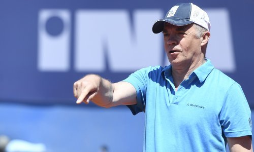 Tko je moćni Rus koji je zaigrao tenis protiv Zdravka Marića