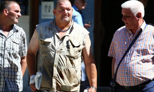 Drama u Splitu: Branitelj se zalio benzinom i prijetio da će se zapaliti