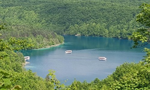 Na Plitvice možete samo uz elektronički kupljenu ulaznicu najmanje dva dana unaprijed, za ljeto najavljeno i skeniranje mobitela