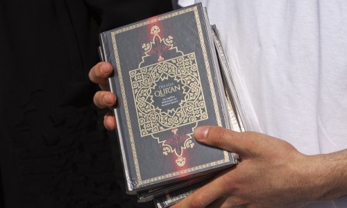 Maturant se odbio rukovati s nastavnicom zbog vjerskih uvjerenja