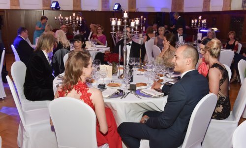 Pogledajte tko je bio na prvom originalnom Bečkom balu u Zagrebu