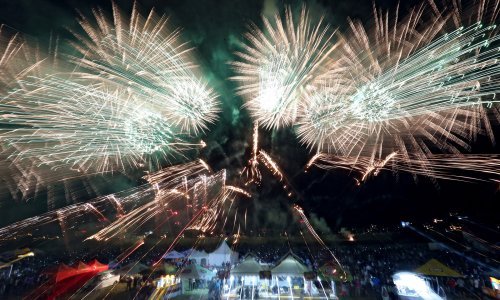 Propustili ste spektakl vatrometa u Zagrebu? Nema problema, imamo fotke i video