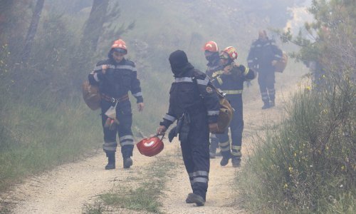 Gotovo u isto vrijeme izbila četiri požara
